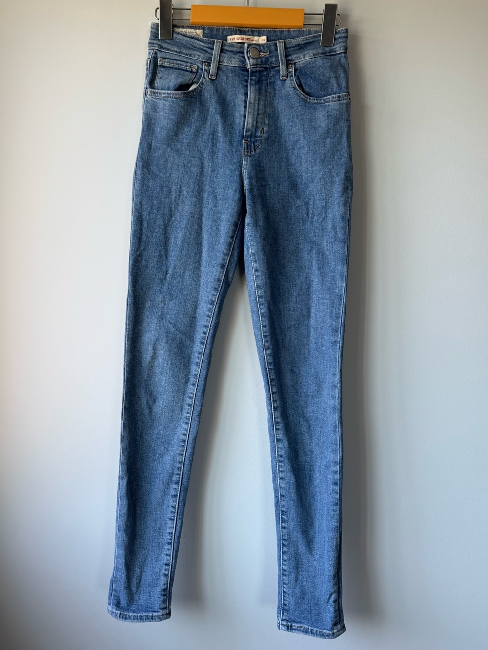 (24) High-Rise Women’s Skinny Jeans in Medium Blue